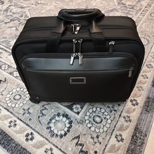 Briggs & Riley @Work - Large Spinner Brief (KR430SP)